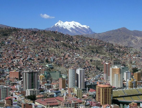 La Paz mit Berg Illimimani 