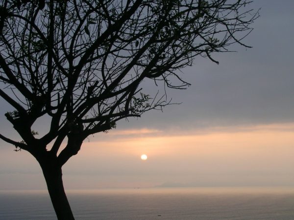 Sonnenuntergang am Meer in Lima