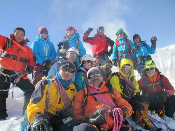 Gruppenfoto am Tarpu Chuli (5695m) @JangbuSherpa